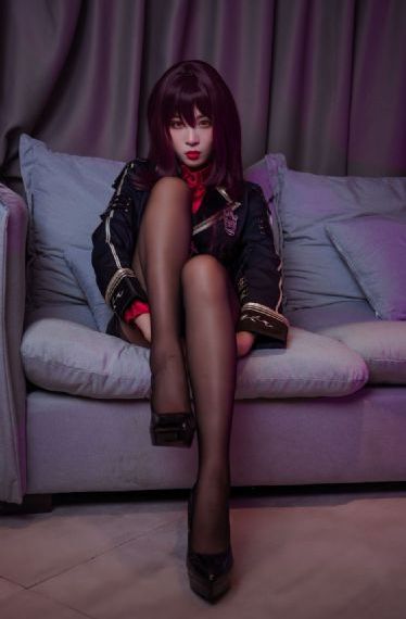 女人和女人一边亲吻一边摸j_蓝光在线观看电视