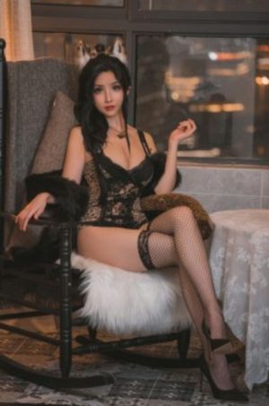 迈开腿让学长看看最新章节_在线观看