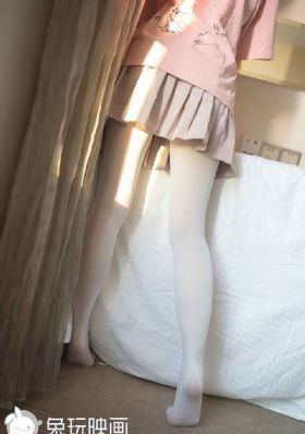 亚洲纯情制服丝袜旗袍美女激情诱惑_免费观看