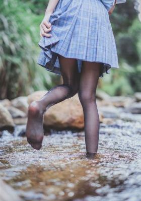 日韩近亲无码av迅雷磁链接_超清动漫在线观看